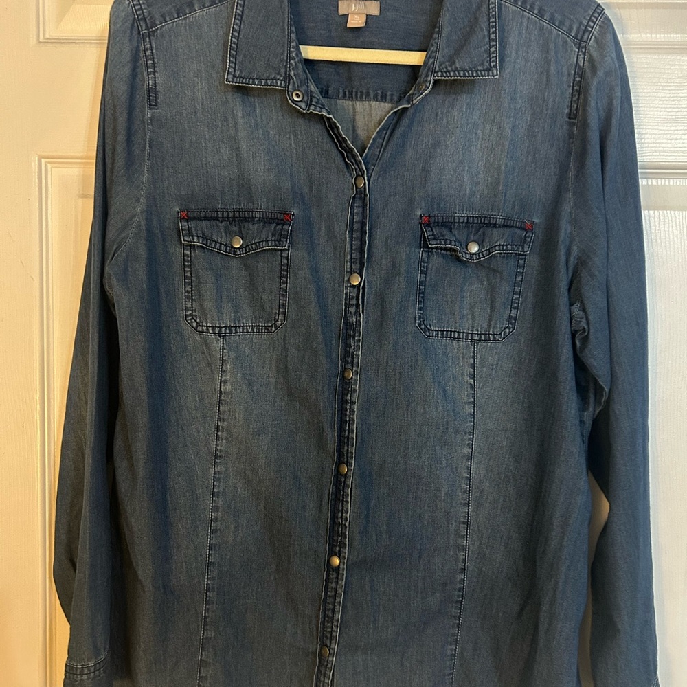 Women’s J Jill Denim Button-Up Shirt